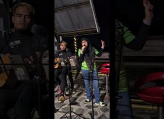 Sastra, Cinta dan Senjata