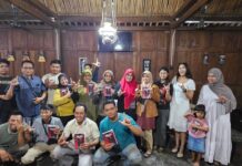 NGOBROL LITERASI: MIJIL, TRISIK DAN PASIR HITAM